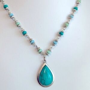 Vintage Southwestern Style Necklace.